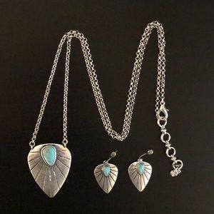 Lucky Brand Arrowhead Necklace Set